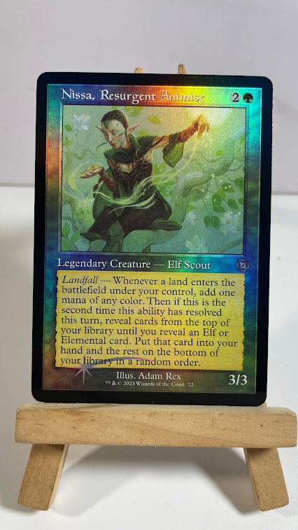 Nissa, Resurgent Animist Retro Frame Foil Nissa, Resurgent Animist Retro Frame Foil - Image 1