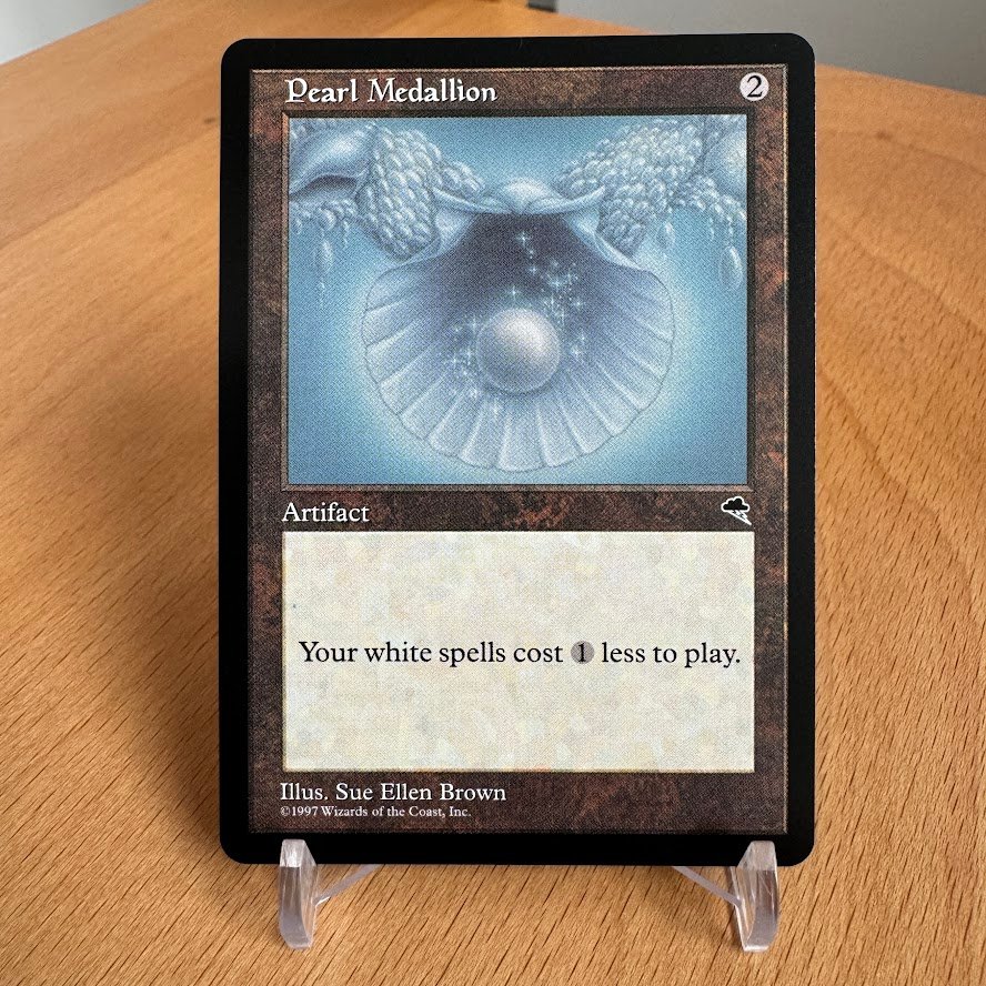 Pearl Medallion TMP Pearl Medallion TMP - Image 1